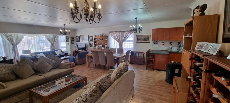 4 Bedroom Property for Sale in Fraaiuitsig Western Cape